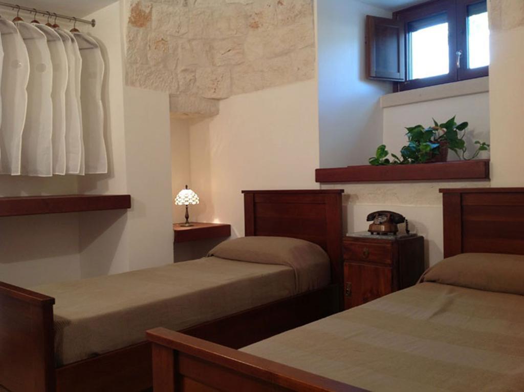 B&B Via dei Trulli Cisternino Camera foto