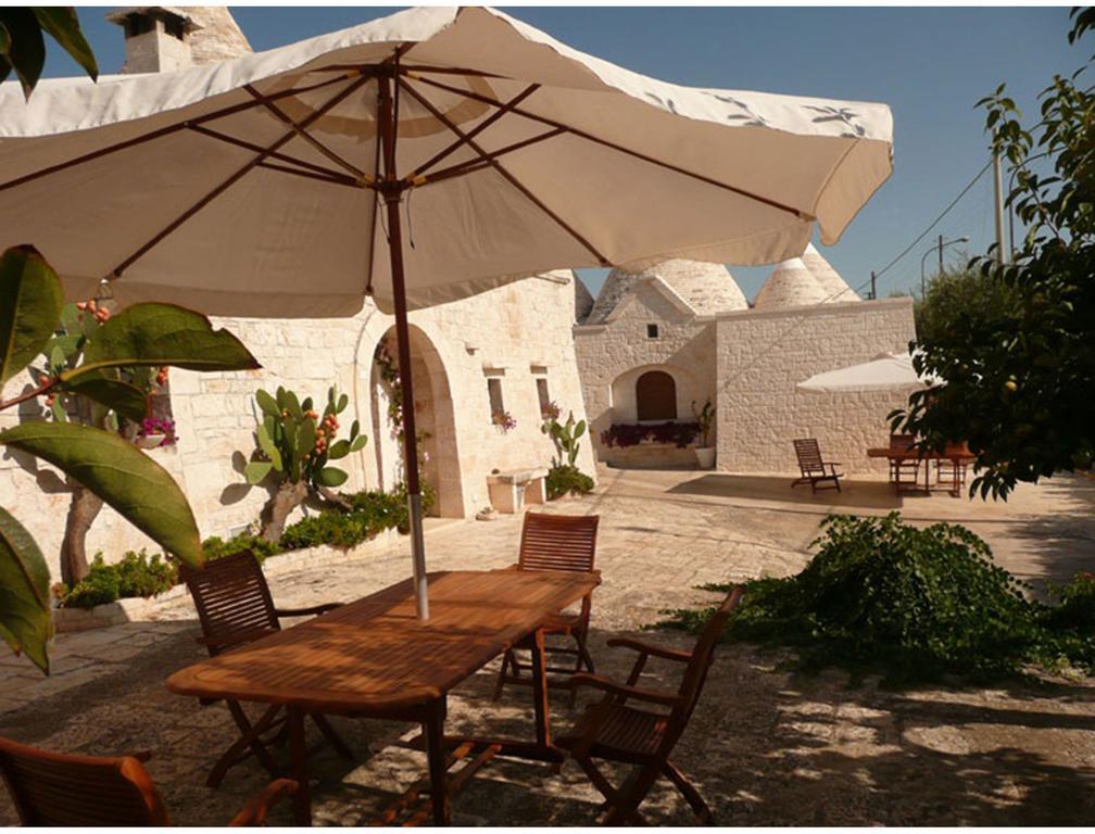 B&B Via dei Trulli Cisternino Esterno foto
