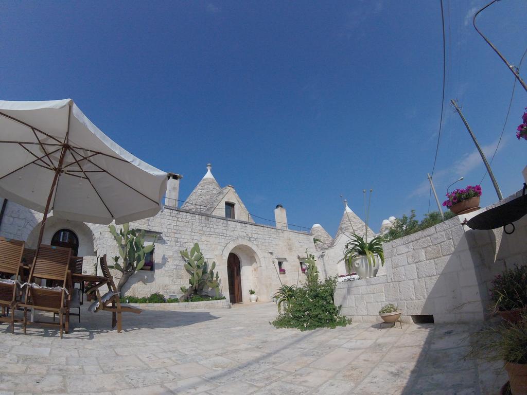 B&B Via dei Trulli Cisternino Esterno foto